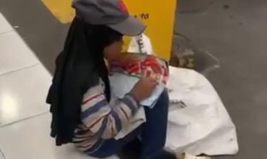 Agis, Pelukis Cilik Penuh Martabat di Trotoar Serang